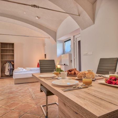 Apartment Pod Velbi Ljubljana Dış mekan fotoğraf