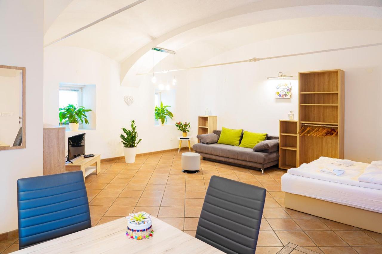 Apartment Pod Velbi Ljubljana Dış mekan fotoğraf
